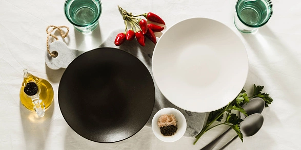 Food & Catering Disposables Sales -Food & Catering Disposables Sales istockphoto 1063886740 170667a