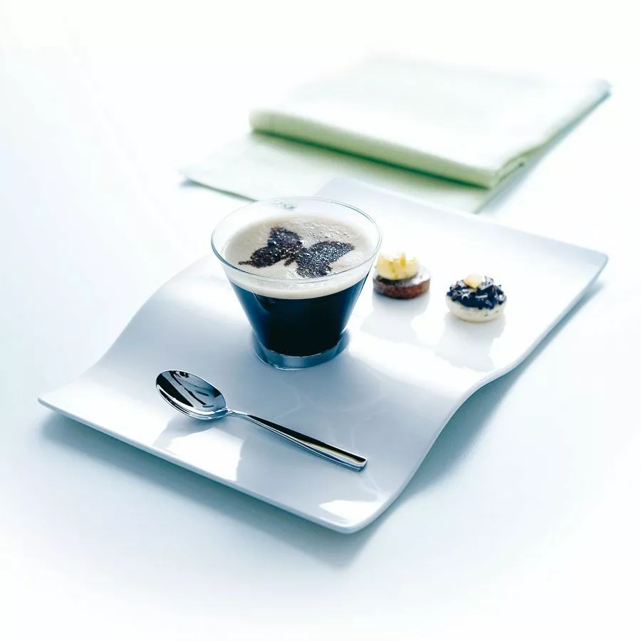 Arcoroc Random Single Well Plate White 22 X 33cm (12 Pack) - BB272 2 Arcoroc Random Single Well Plate White 22 X 33cm (12 Pack) - BB272 - Image 2